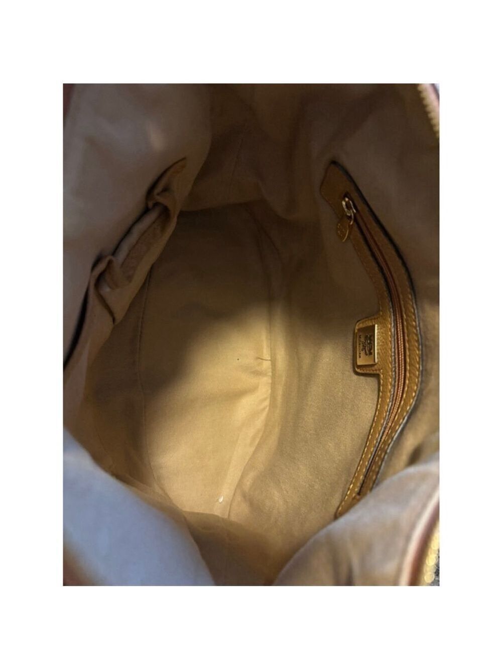 MCM Aren Hobo in Visetos Coated Canvas - Cognac - Picture 12 of 12